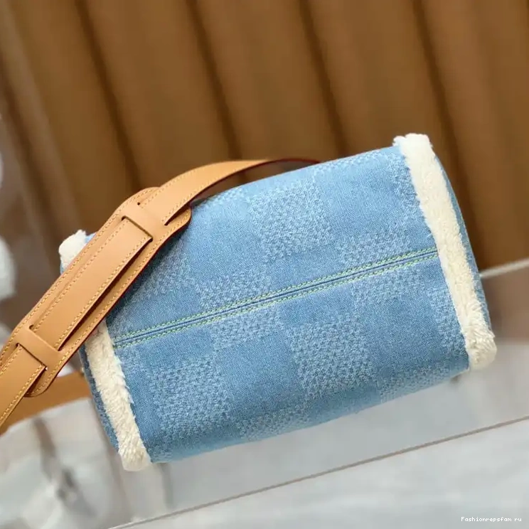 Fashionreps 2411YA0175 LV Bags 0714